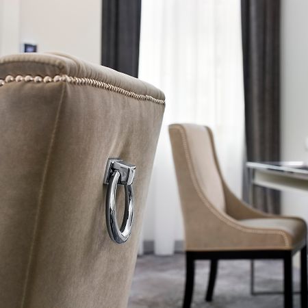 Wyndham Grand Krakow Old Town Hotel Exterior photo Office interior