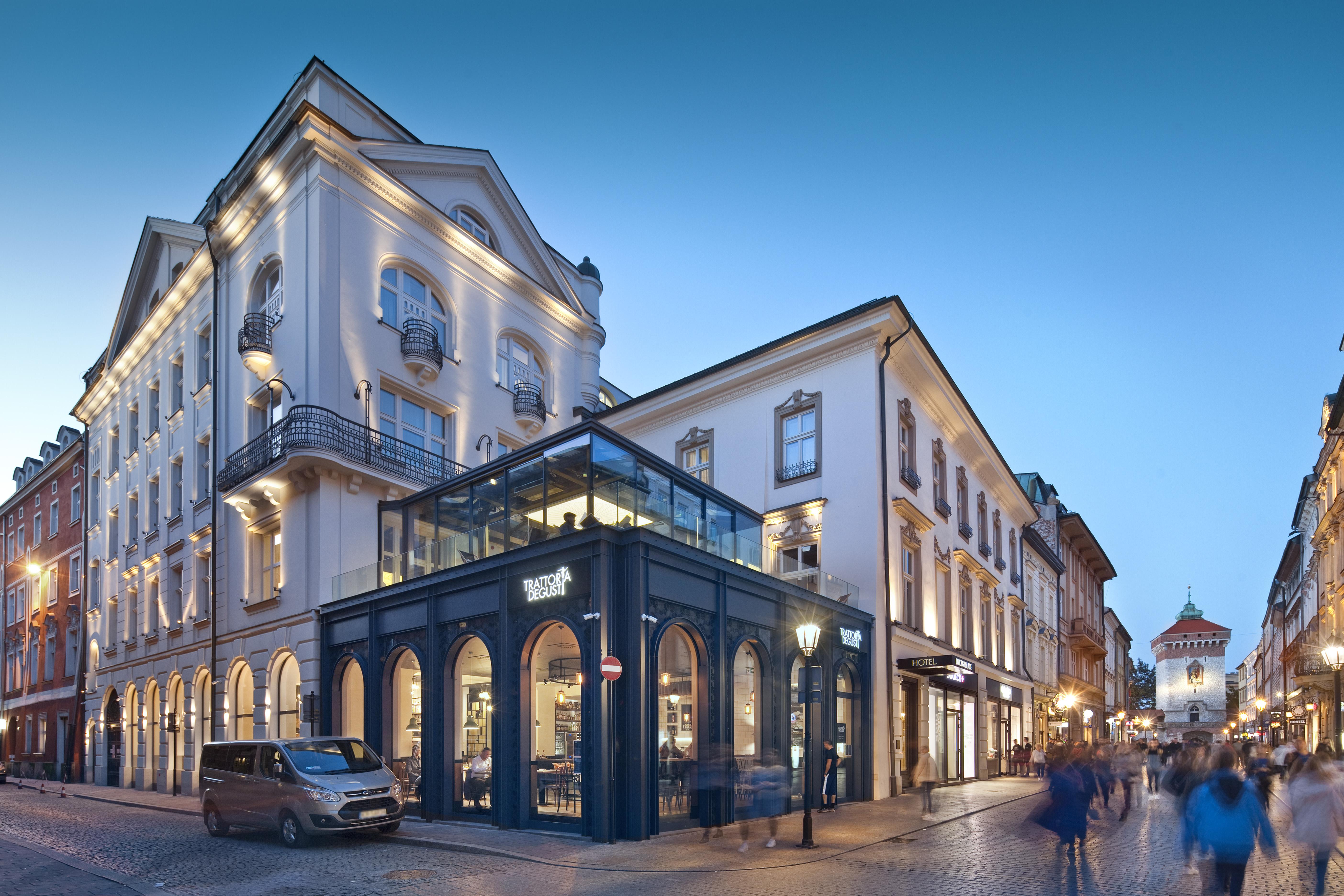 Wyndham Grand Krakow Old Town Hotel Exterior photo The Hotel's main entrance