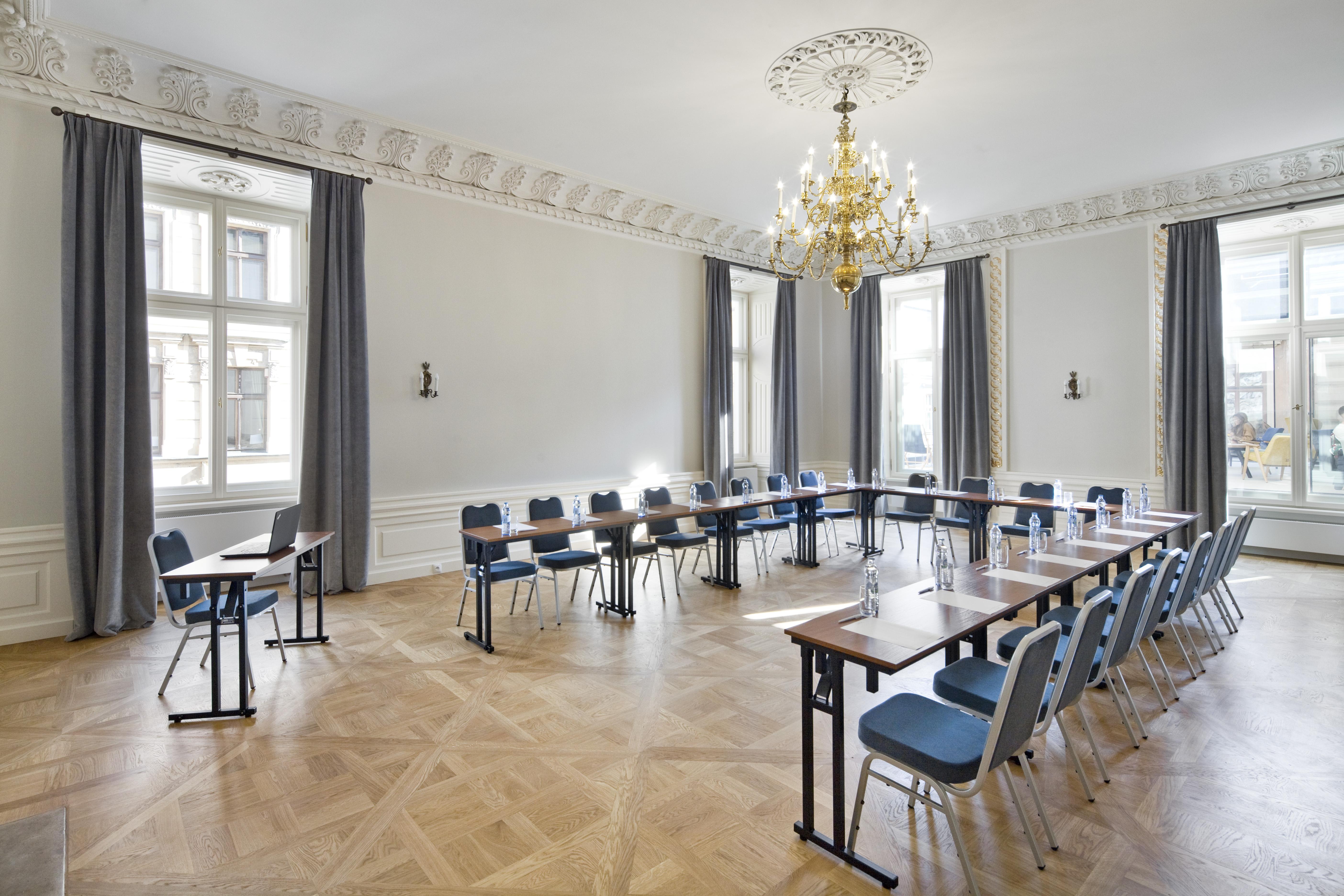 Wyndham Grand Krakow Old Town Hotel Exterior photo The conference room