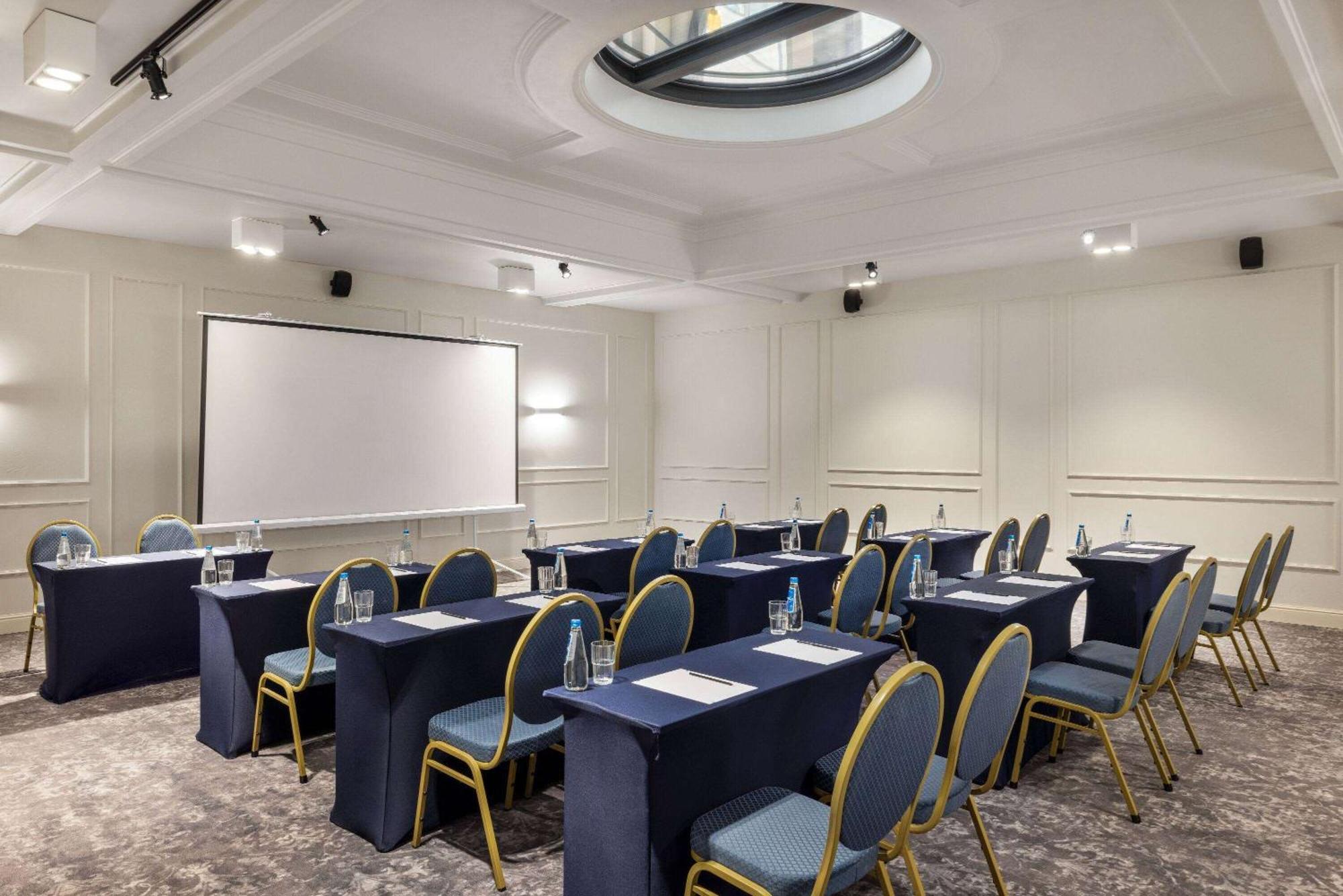 Wyndham Grand Krakow Old Town Hotel Exterior photo Meeting room