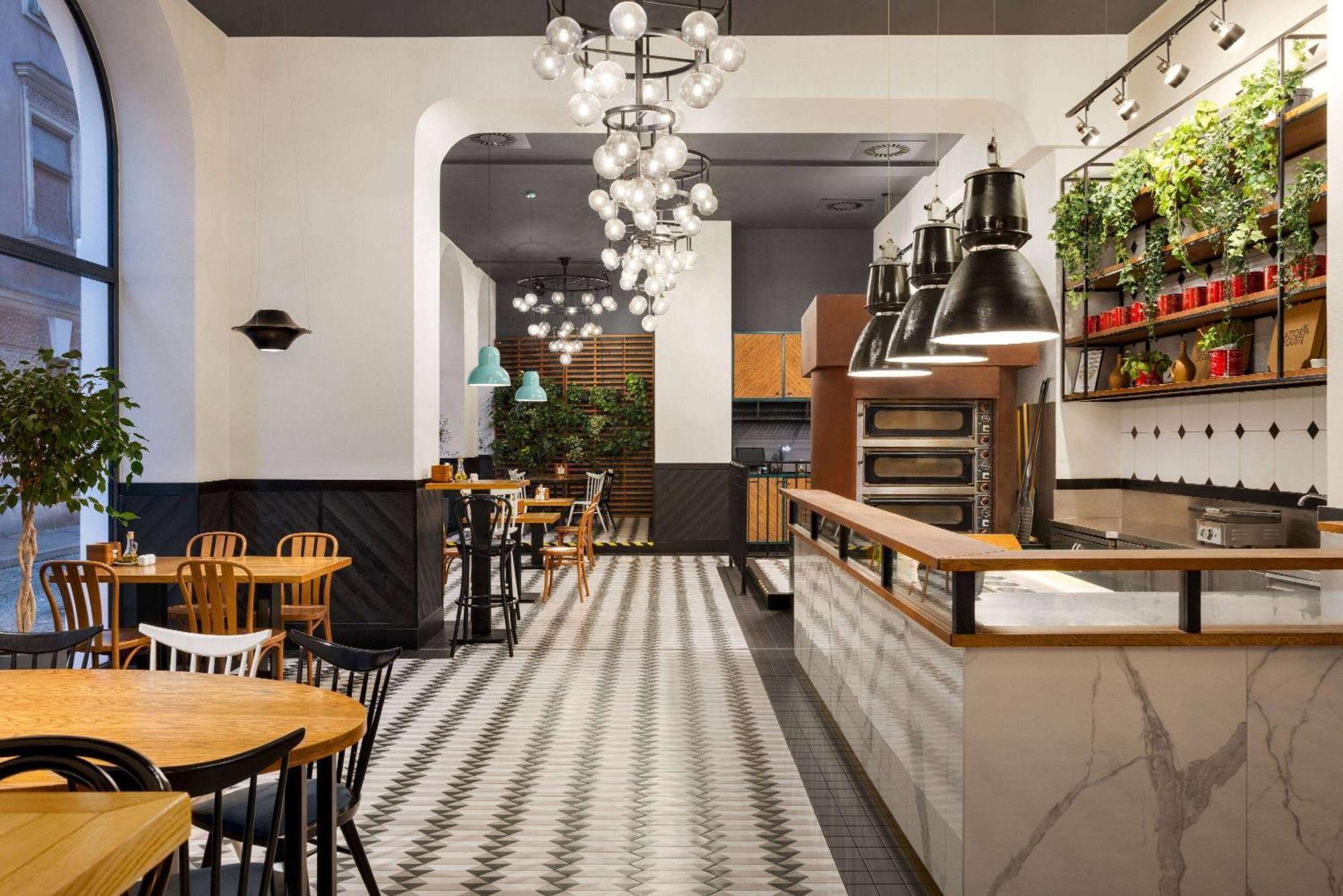 Wyndham Grand Krakow Old Town Hotel Exterior photo Interior of a typical restaurant